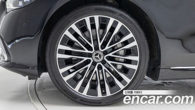 Mercedes-Benz S-Class 2022 — photo 5