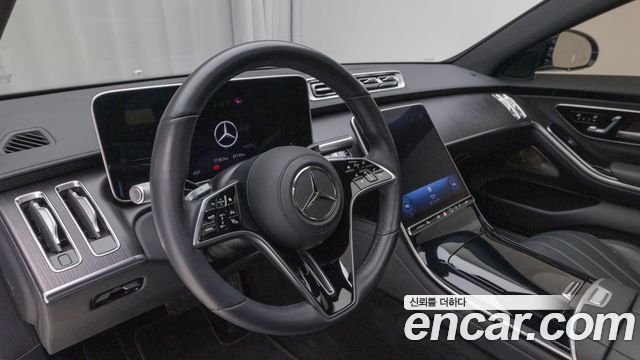 Mercedes-Benz S-Class 2022 — photo 13