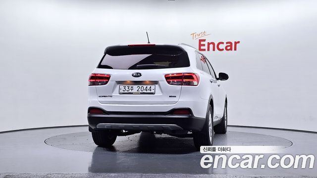 Kia Sorento 2016 — photo 4