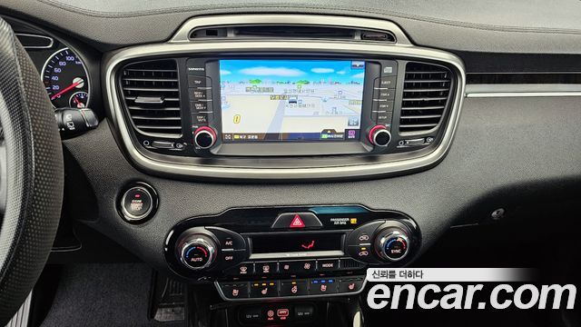 Kia Sorento 2016 — photo 14