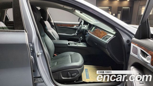 Hyundai Genesis 2014 — photo 10
