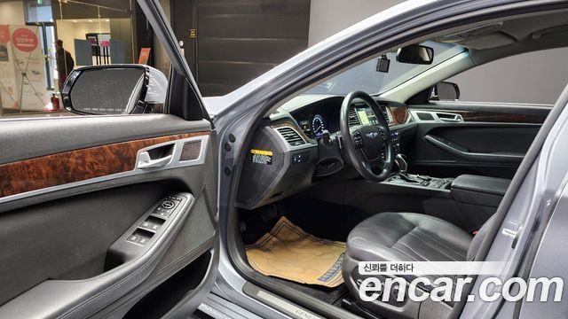 Hyundai Genesis 2014 — photo 11