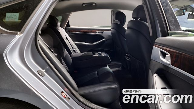 Hyundai Genesis 2014 — photo 12