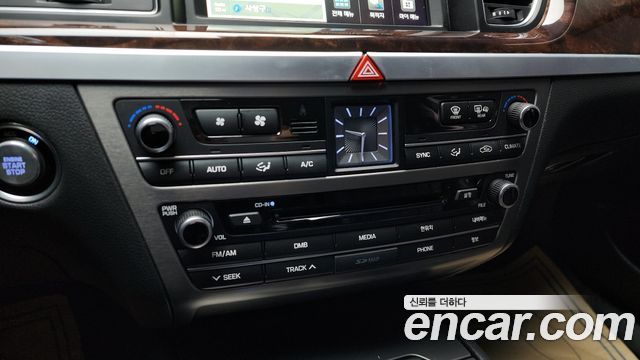 Hyundai Genesis 2014 — photo 16