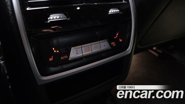 BMW X5 2020 — photo 17