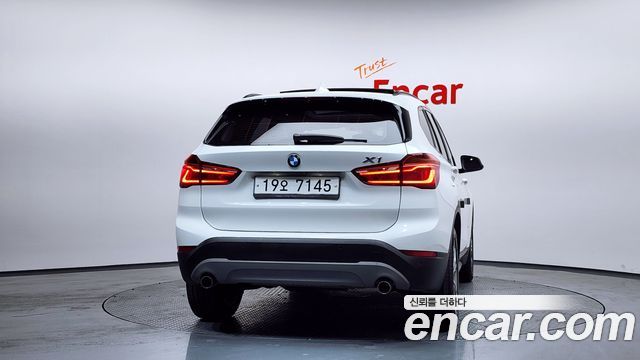 BMW X1 2016 — photo 4