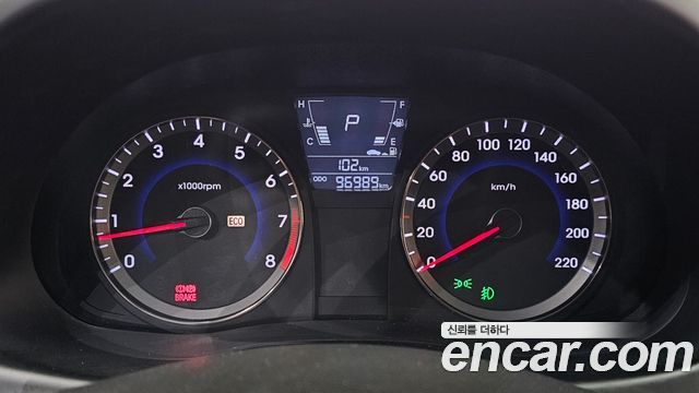 Hyundai Accent 2012 — photo 8