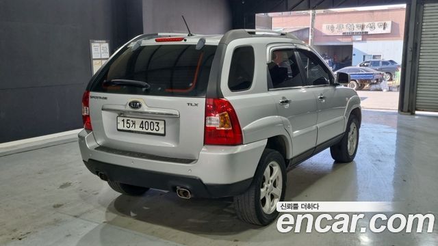 Kia Sportage 2010 — photo 2