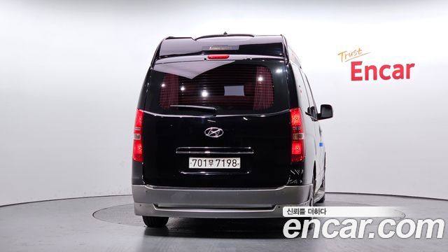 Hyundai Starex 2018 — photo 4