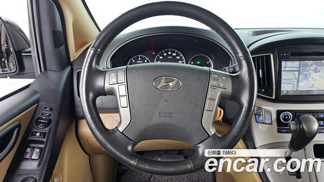 Hyundai Starex 2018 — photo 14