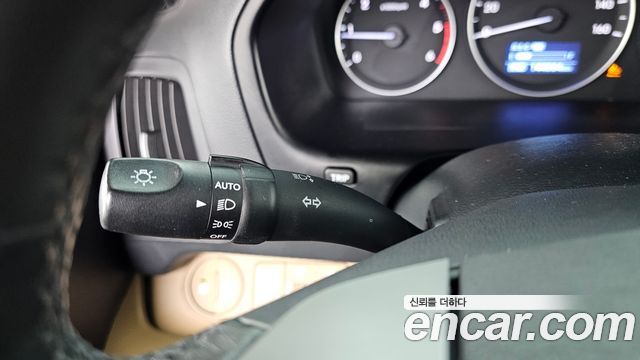 Hyundai Starex 2018 — photo 17
