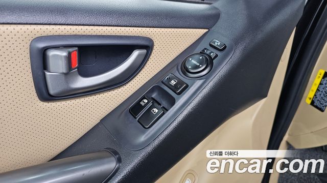 Hyundai Starex 2018 — photo 18