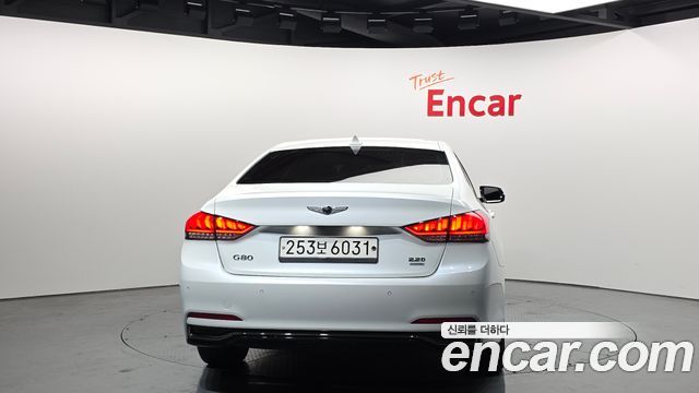 Genesis G80 2019 — photo 4