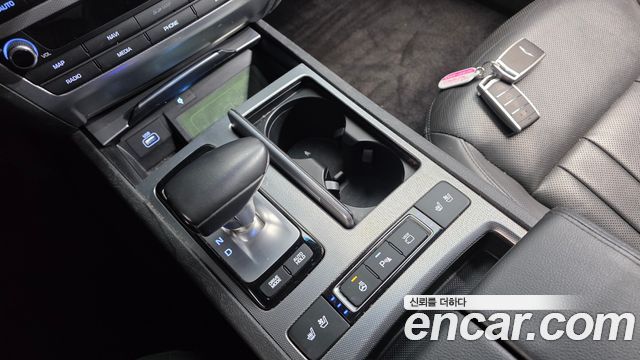 Genesis G80 2019 — photo 9