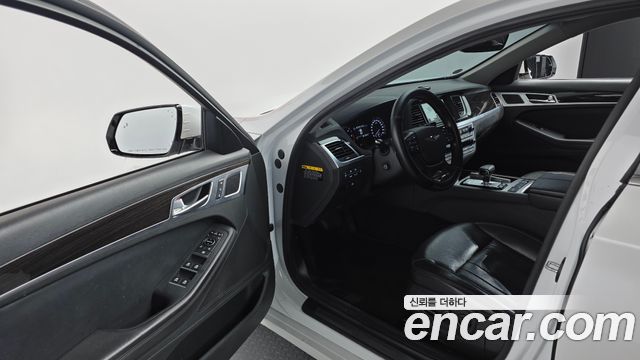 Genesis G80 2019 — photo 12