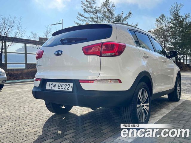 Kia Sportage 2016 — photo 4