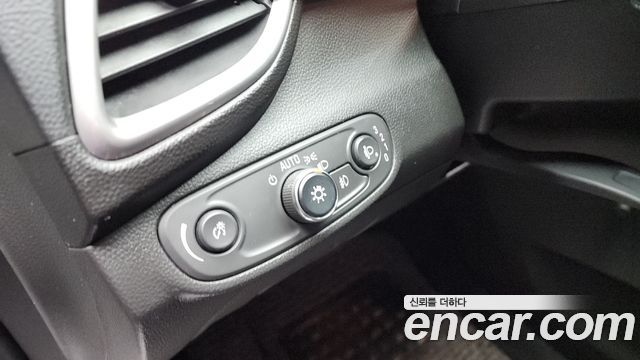 Chevrolet Korea Trax 2019 — photo 18
