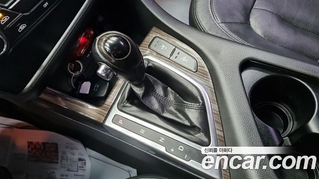 Kia K5 2012 — photo 9