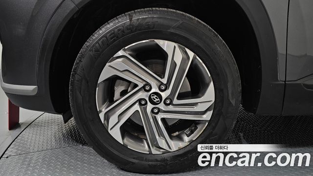 Hyundai Santafe 2023 — photo 5
