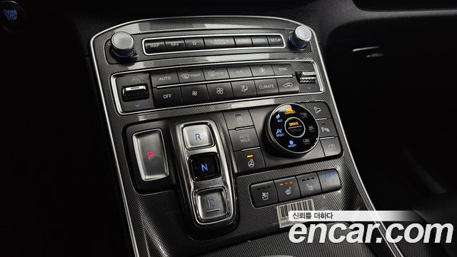 Hyundai Santafe 2023 — photo 9