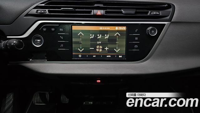Citroën / DS C4 Picasso 2018 — photo 16