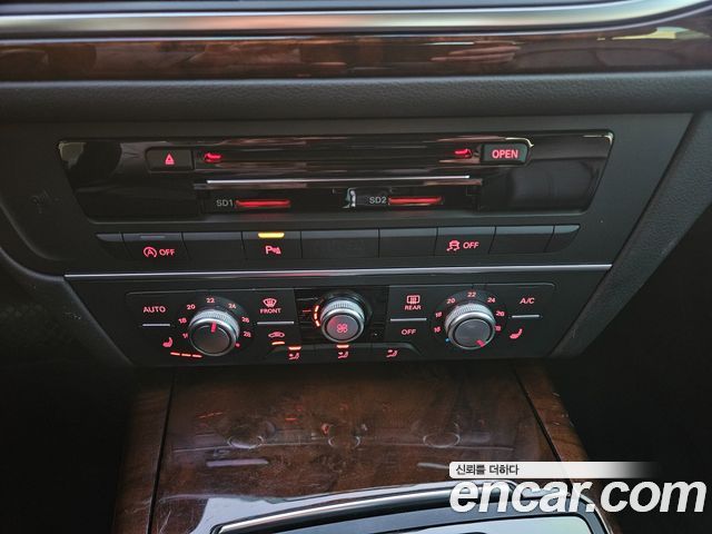 Audi A6 2015 — photo 13
