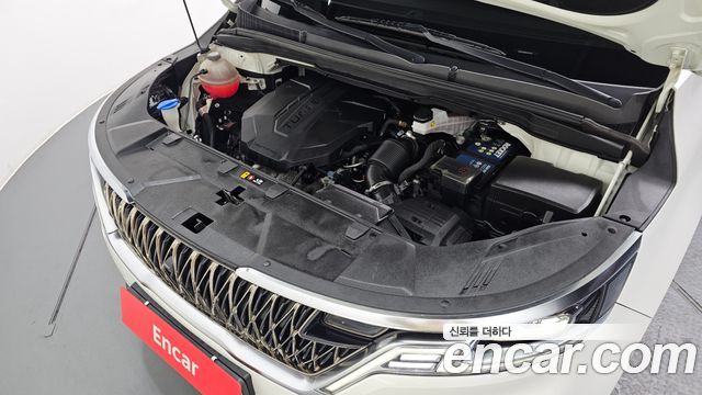 Kia Canival 2021 — photo 6