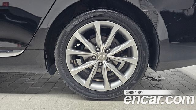 Hyundai Grandeur 2016 — photo 5