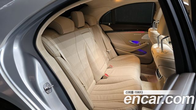 Mercedes-Benz S-Class 2018 — photo 12