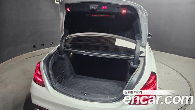 Mercedes-Benz S-Class 2018 — photo 20