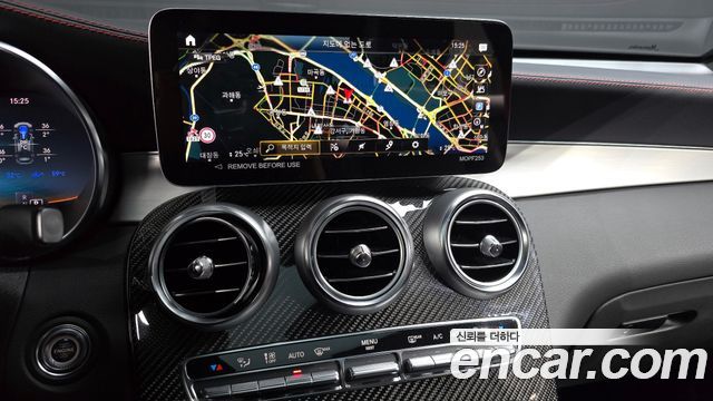 Mercedes-Benz GLC-Class 2022 — photo 14