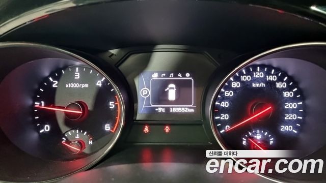 Kia Canival 2016 — photo 8