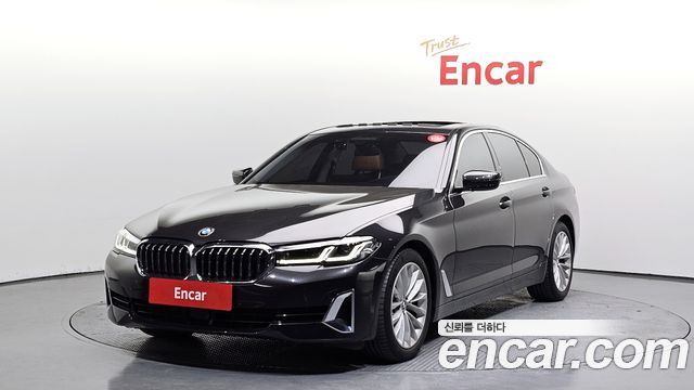 BMW 5-Series 2021 — photo 1