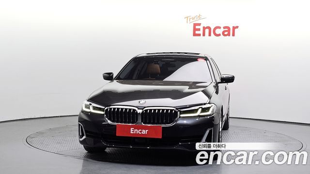BMW 5-Series 2021 — photo 3