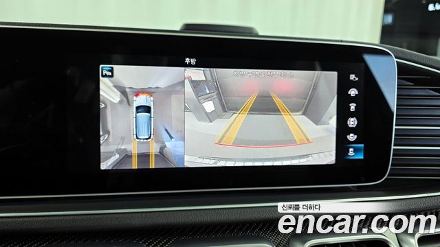 Mercedes-Benz GLE-Class 2020 — photo 15