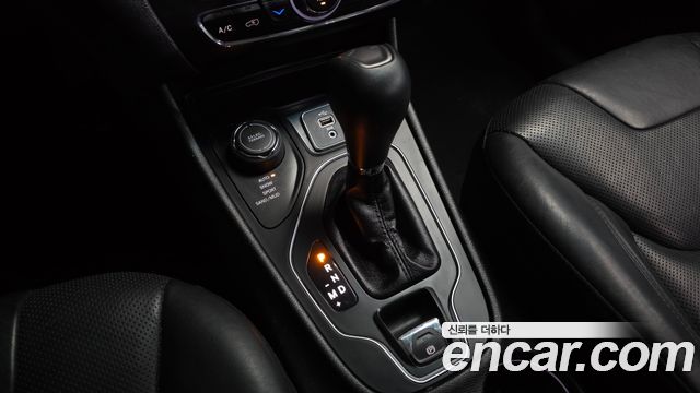 Jeep Cherokee 2019 — photo 9