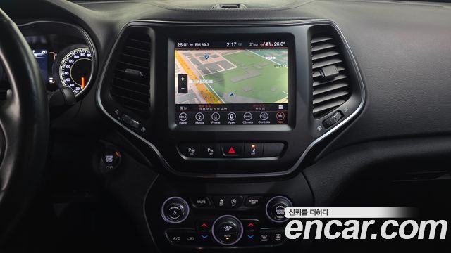 Jeep Cherokee 2019 — photo 14