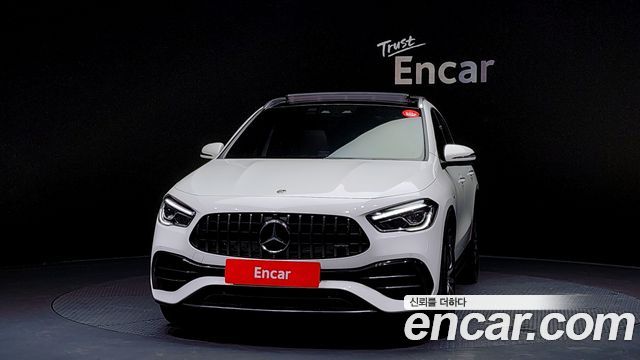 Mercedes-Benz GLA-Class 2022 — photo 3
