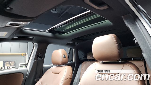 Mercedes-Benz GLA-Class 2022 — photo 19