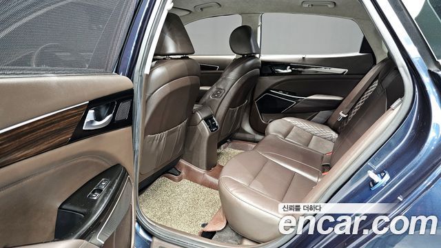 Kia K7 2018 — photo 10
