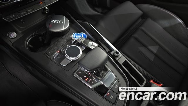 Audi A5 2019 — photo 9