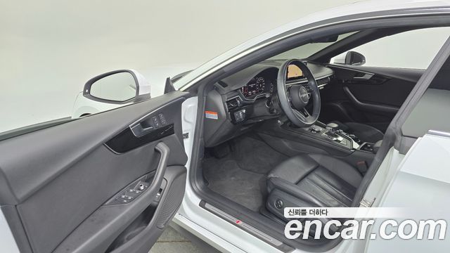 Audi A5 2019 — photo 10