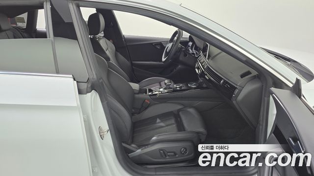 Audi A5 2019 — photo 11