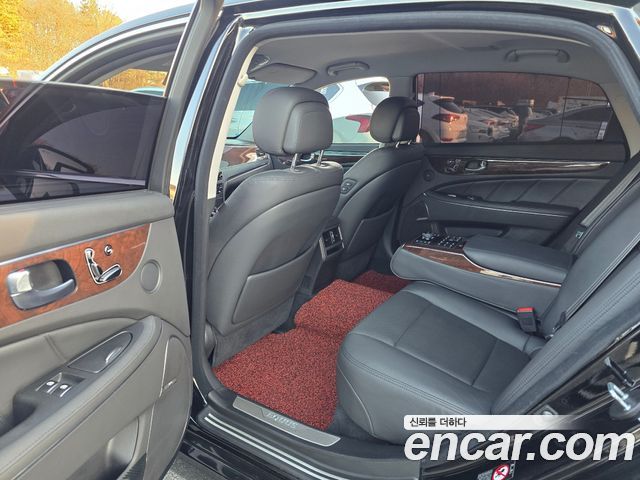 Hyundai Equus 2013 — photo 8