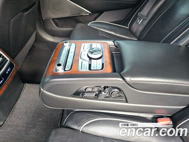 Kia K9 2019 — photo 16