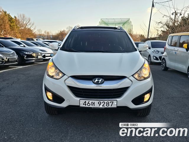 Hyundai Tucson 2012 — photo 2