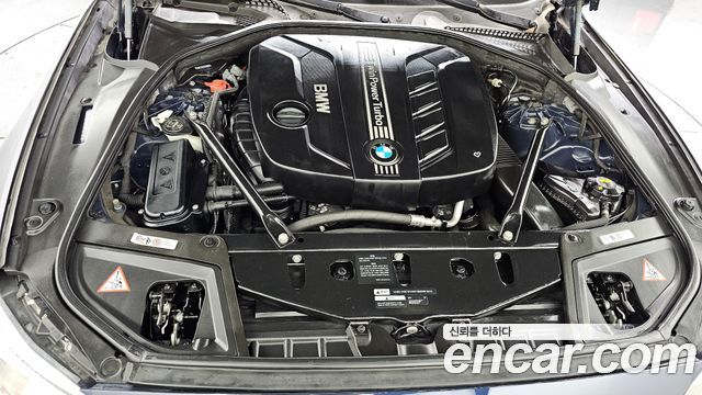 BMW 5-Series 2014 — photo 6