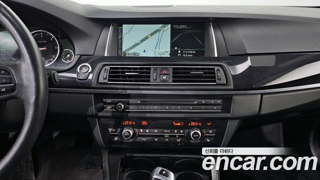 BMW 5-Series 2014 — photo 15