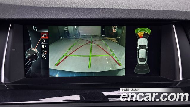 BMW 5-Series 2014 — photo 16