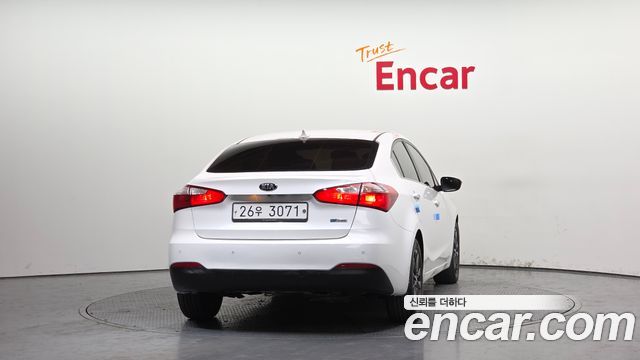 Kia K3 2015 — photo 4